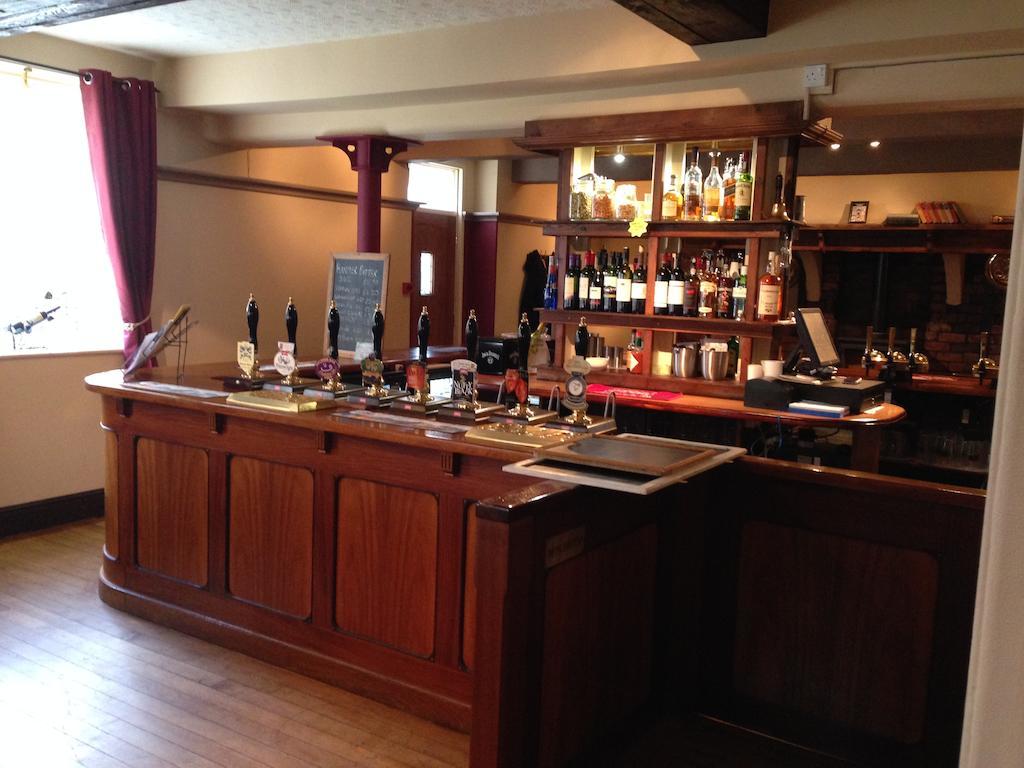 Hanmer Arms Buitenkant foto